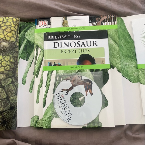 ⭐️DK Publishing ⭐️ EYEWITNESS EXPERT: DINOSAUR (EYEWITNESS EXPERTS) - Picture 6 of 14